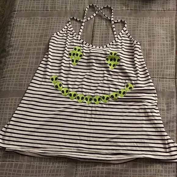 👽 top - Picture 1 of 3